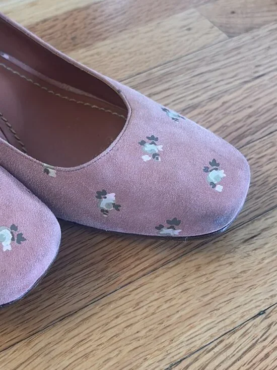 Coach Seude Pump With Prairie Print - Picture 2 of 10